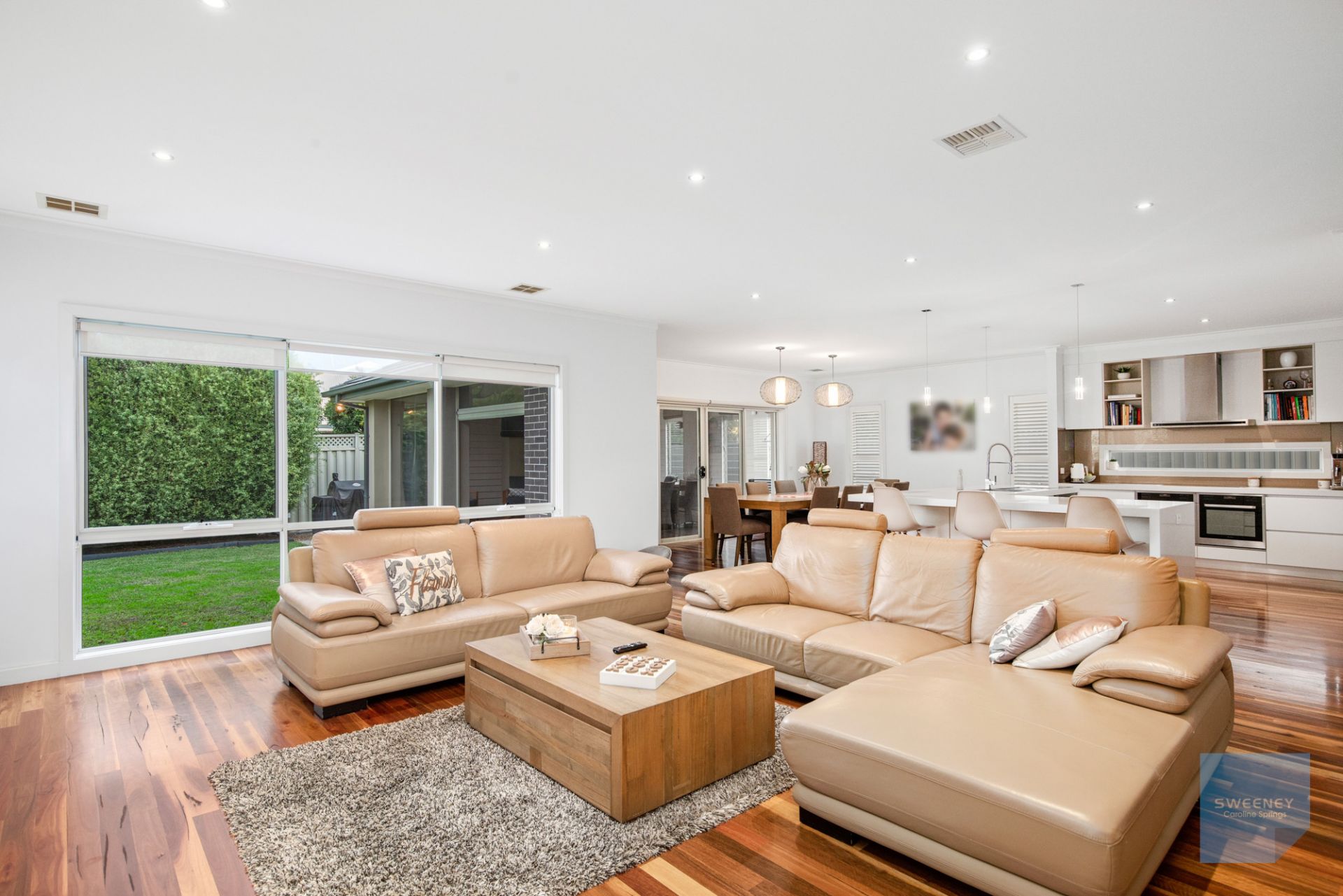 18 Rutherglen Way, Caroline Springs - Thumbnail 6