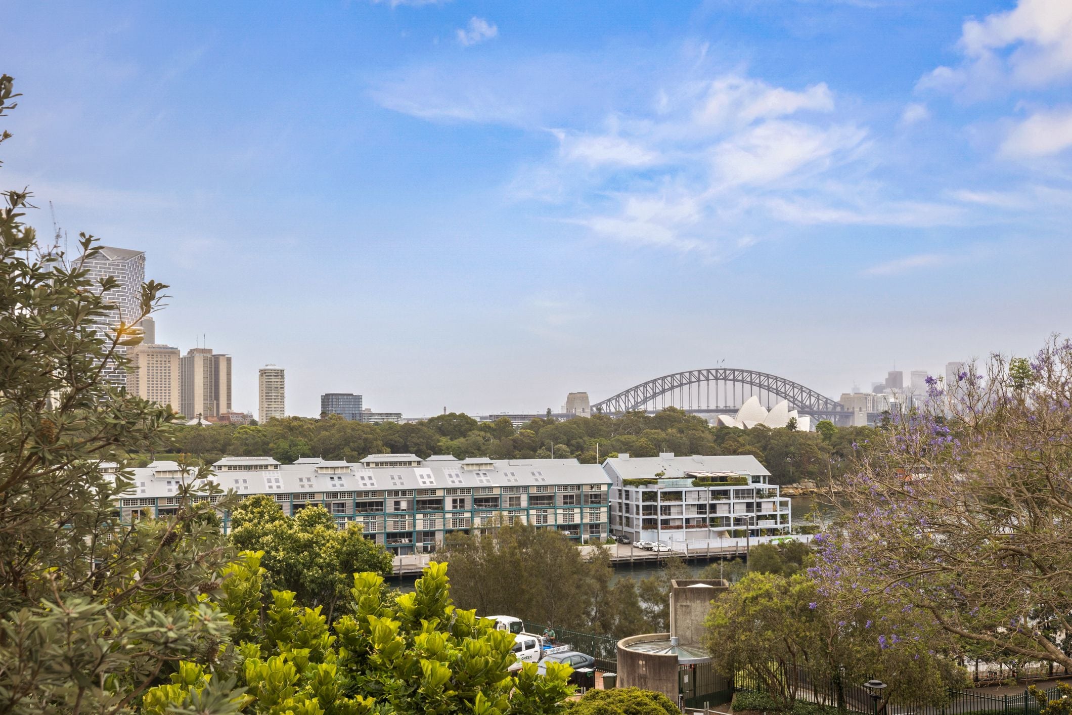 Richardson & Wrench Elizabeth Bay/Potts Point