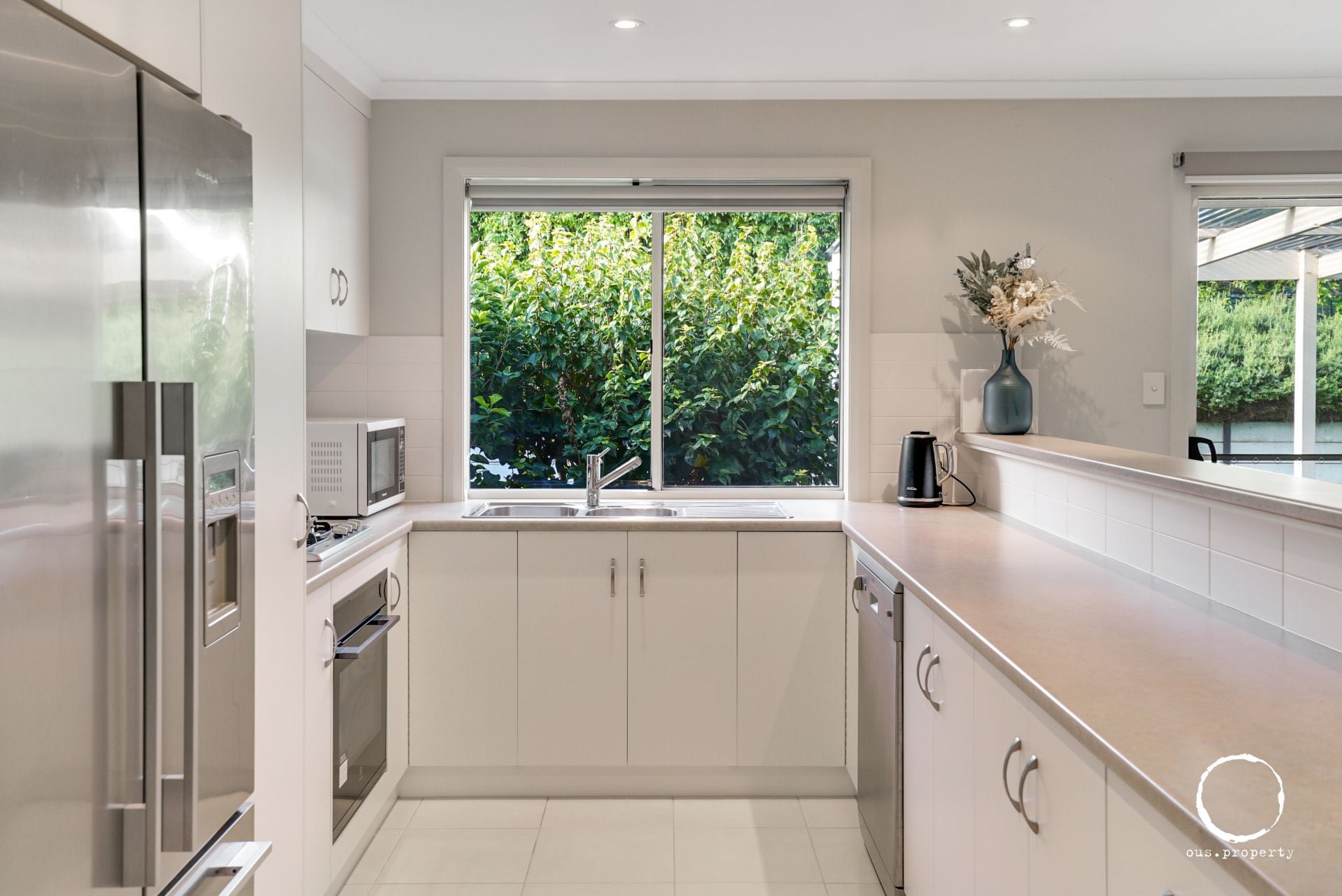 8 Elizabeth Crescent, Hallett Cove - Thumbnail 4
