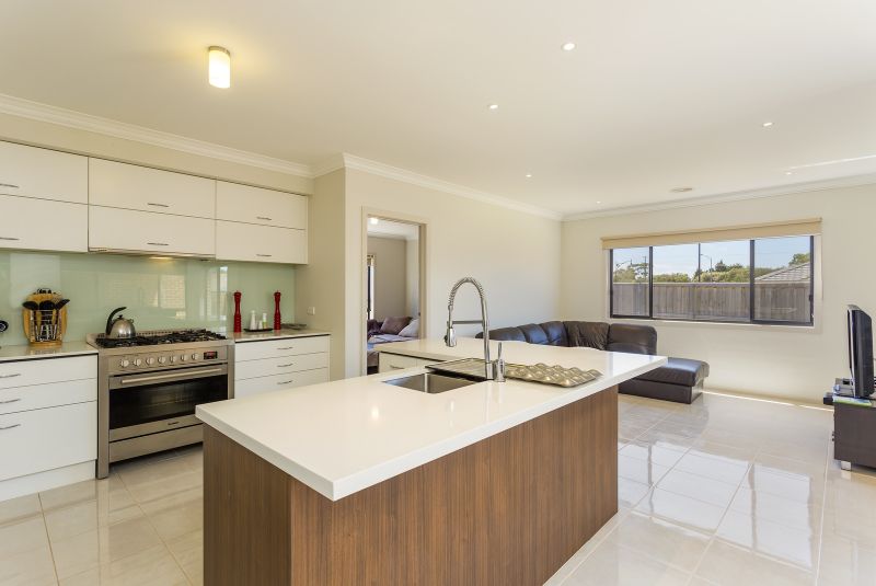 32 Corymbia Circuit BARWON HEADS VIC, Barwon Heads - Thumbnail 2
