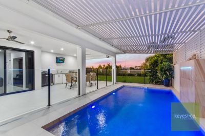 22 Capella Entrance, Burdell