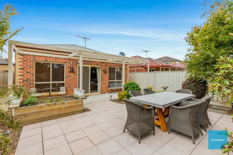 7 Broadhurst Way, Caroline Springs - Thumbnail 3