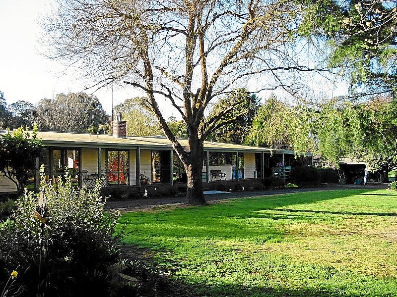 838 Ballan-Greendale Road, Greendale - Thumbnail 2