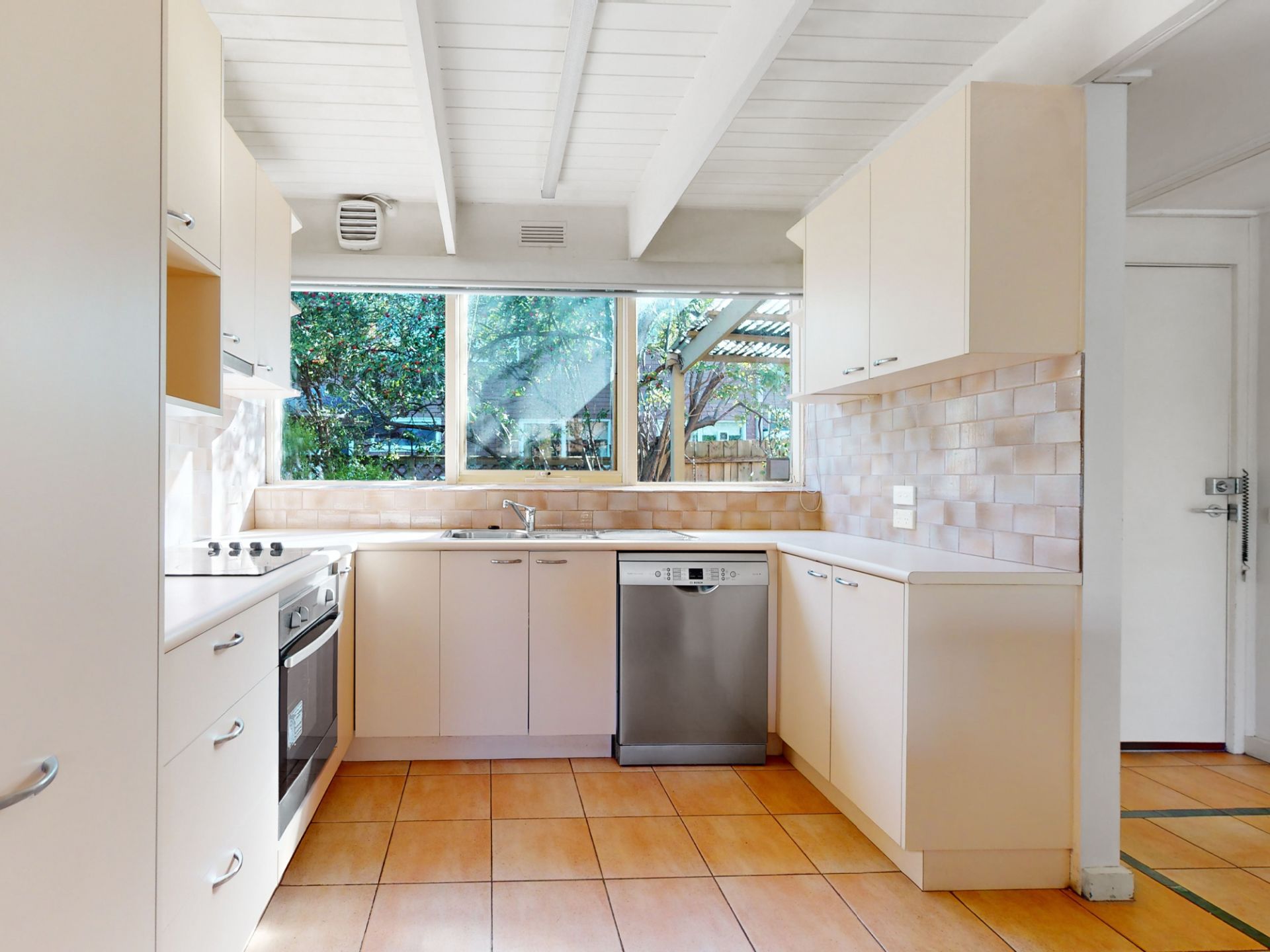 4/18-20 Narong Road, Caulfield North - Thumbnail 2