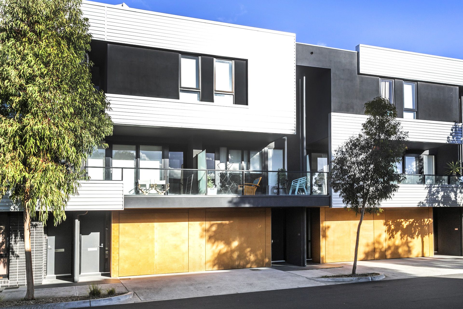 13 Crown Street, Footscray - Thumbnail 2