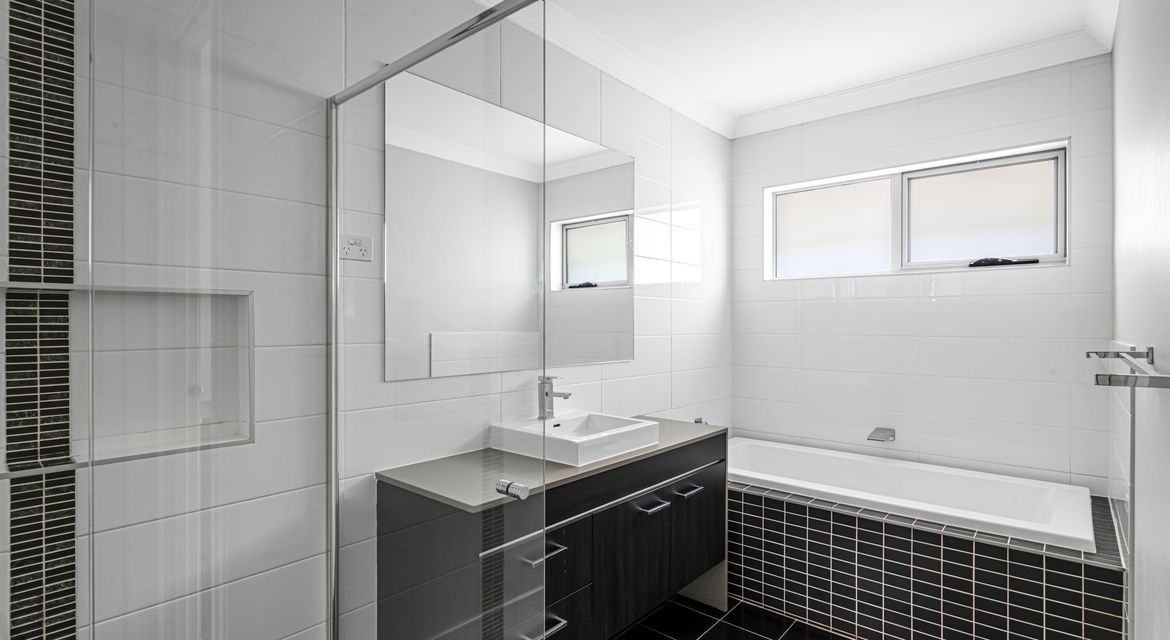 Colebee 6 Dogwood Street