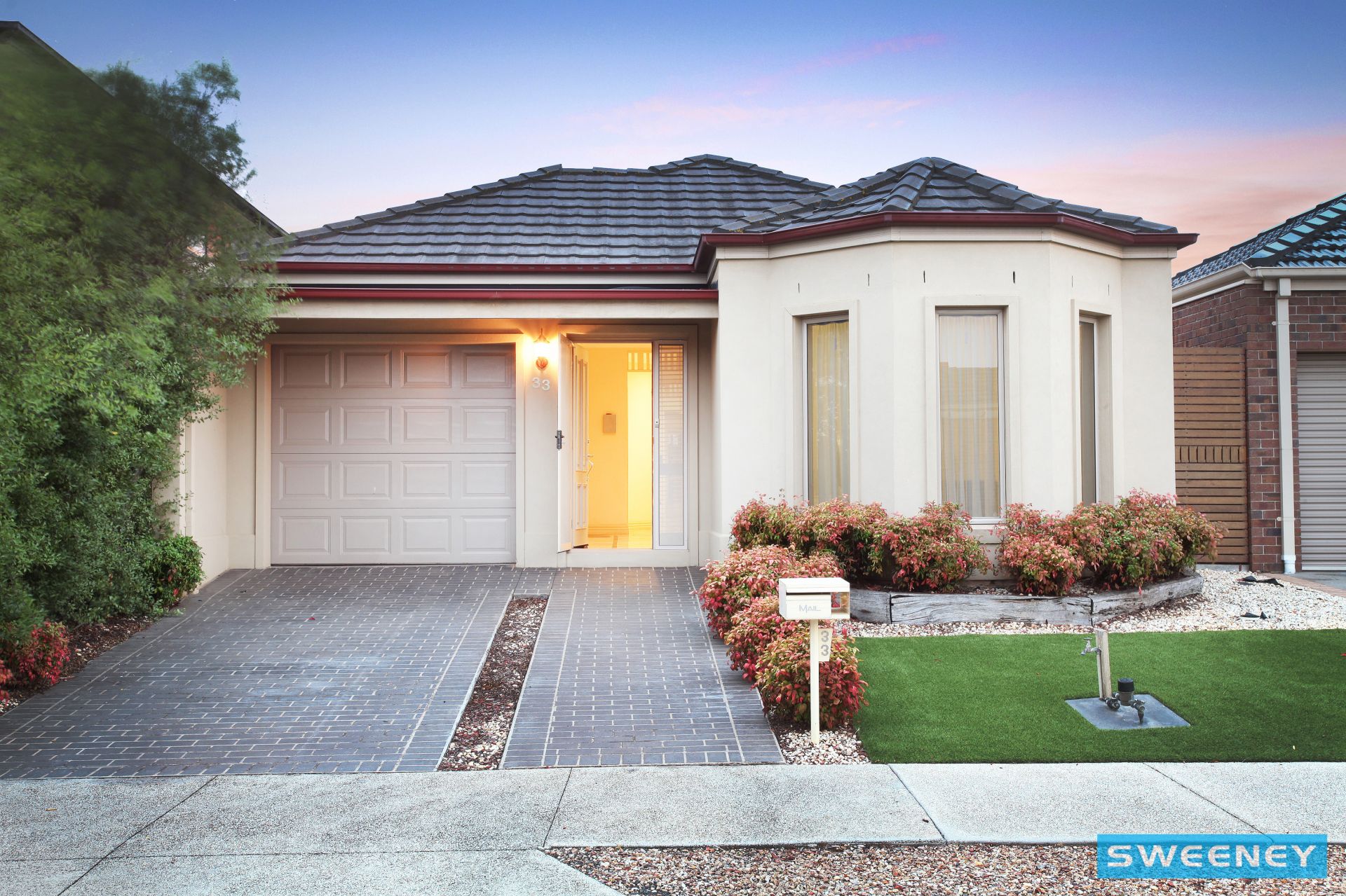 33 Studley Parkway, Caroline Springs - Thumbnail 2