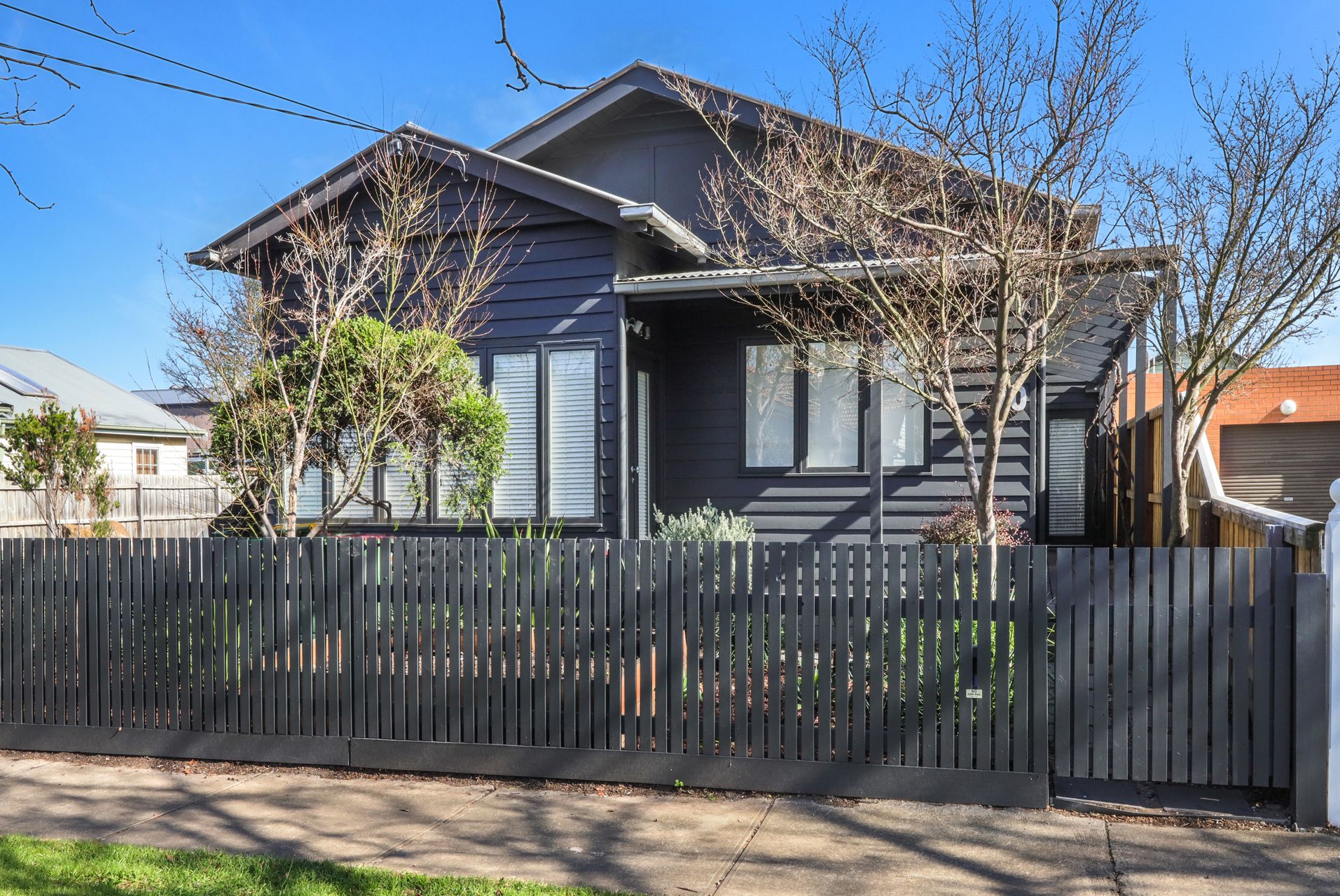 90 Powell Street Yarraville VIC, Yarraville - Thumbnail 2
