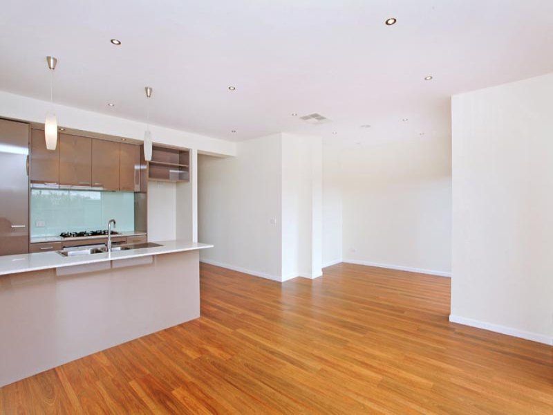 2/13 Ormesby Place, Deer Park - Thumbnail 4