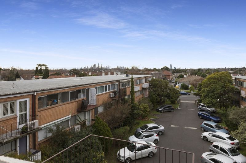 49/6-8 Glen Eira Road, Ripponlea - Thumbnail 8