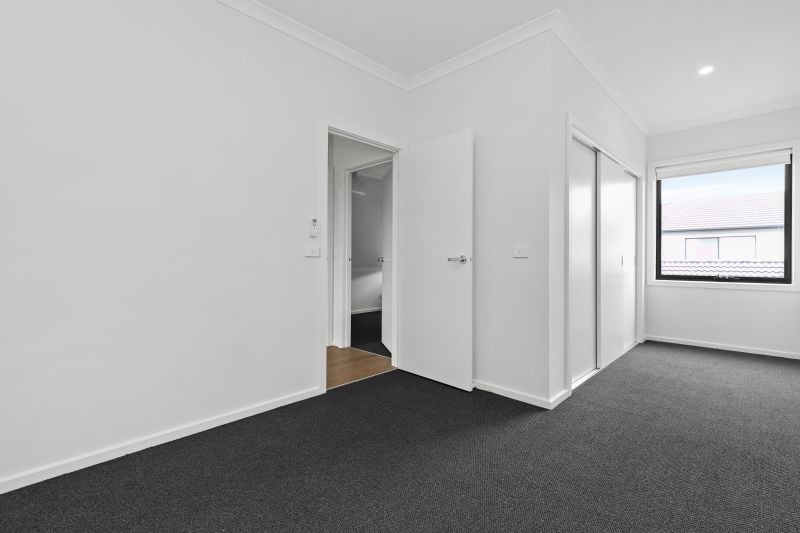 32 Creek Esplanade, Donnybrook