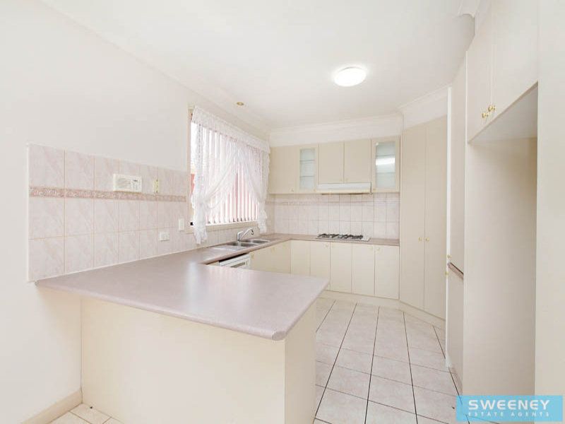 13 Kyneton Circuit, Caroline Springs - Thumbnail 5
