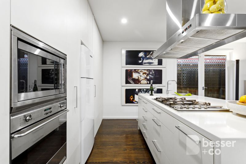 3 Penleigh Court, St Kilda East - Thumbnail 5