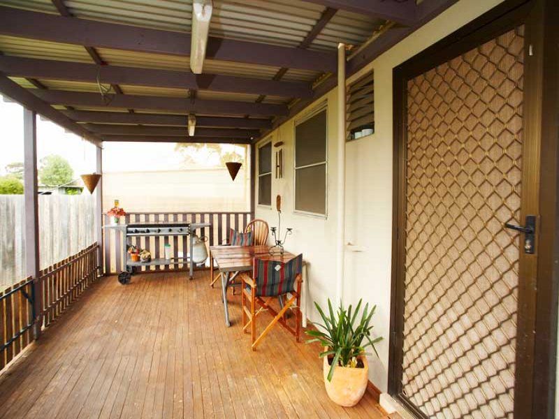 7 Evans Crescent, Laverton - Thumbnail 5