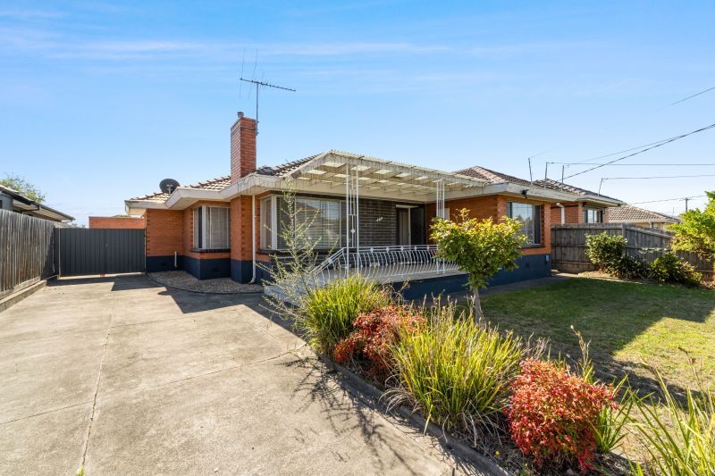 162 Broadhurst Avenue, Reservoir