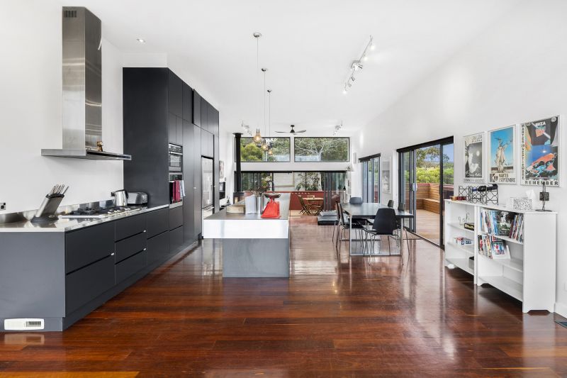 31 Anderson Street Aireys Inlet VIC, Aireys Inlet - Thumbnail 2