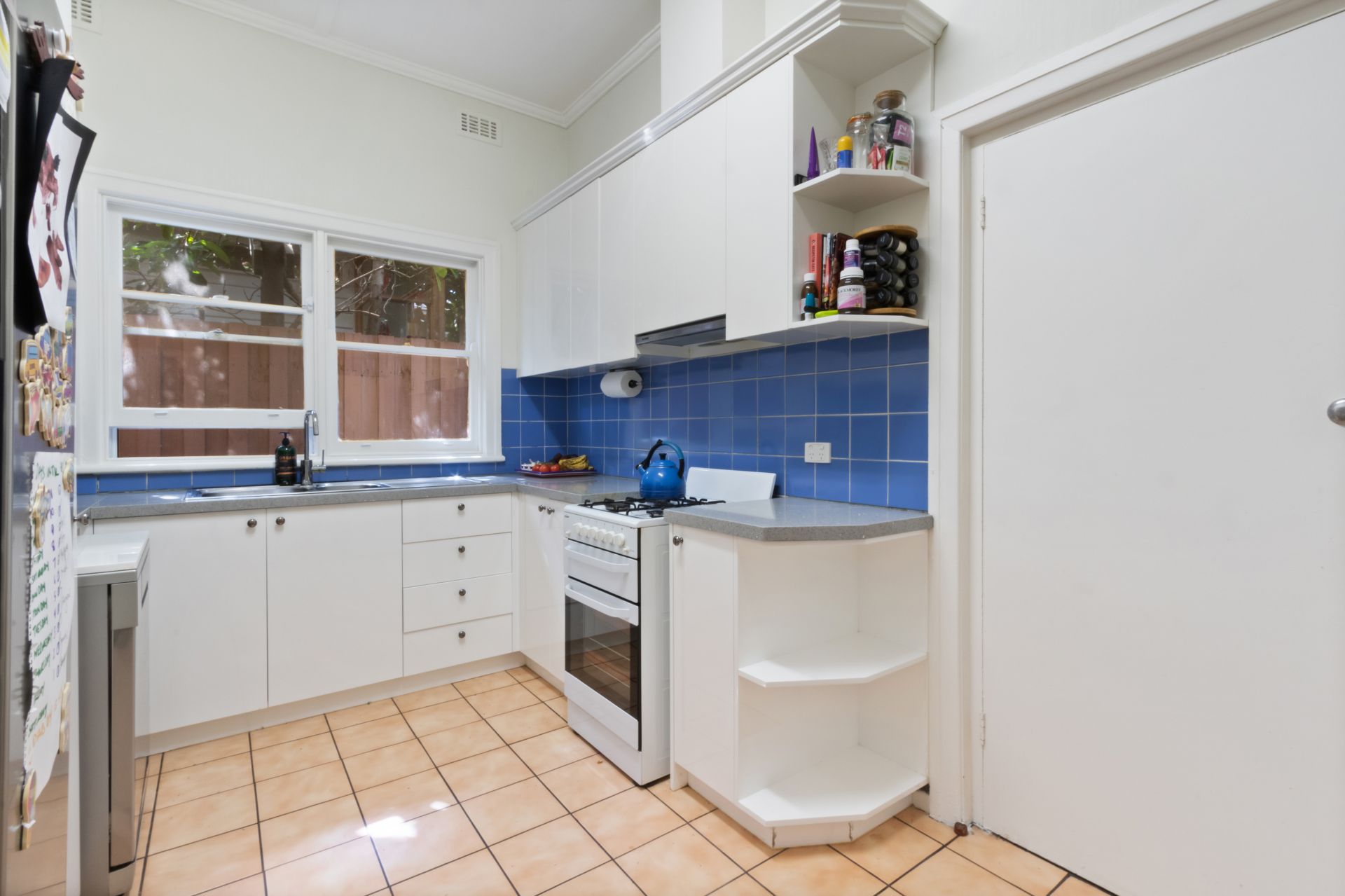 Charming 3-Bedroom Haven in Northcote Awaits You!