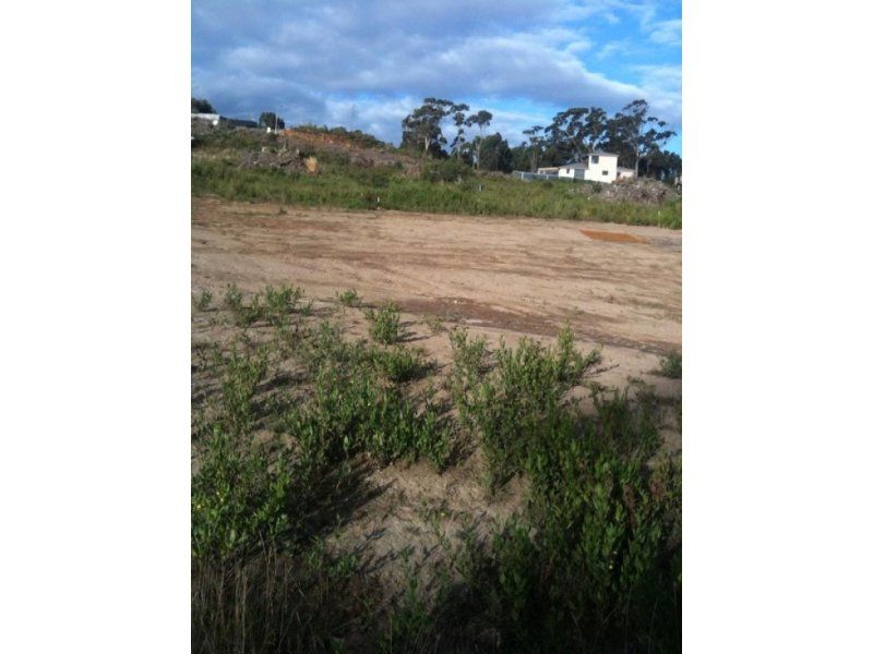 32 Georgiana Street, DEVONPORT, Devonport - Thumbnail 2