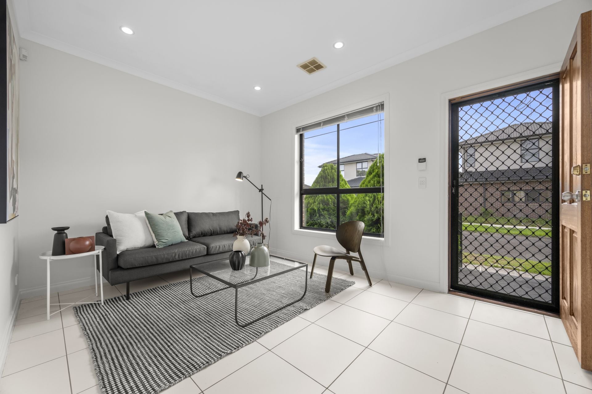 A Stylish Abode In A Central Location