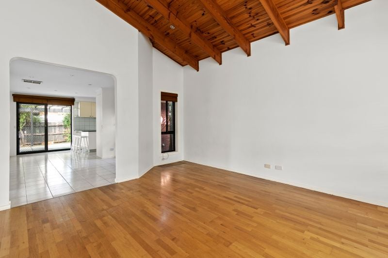43 Hawkes Drive, Mill Park