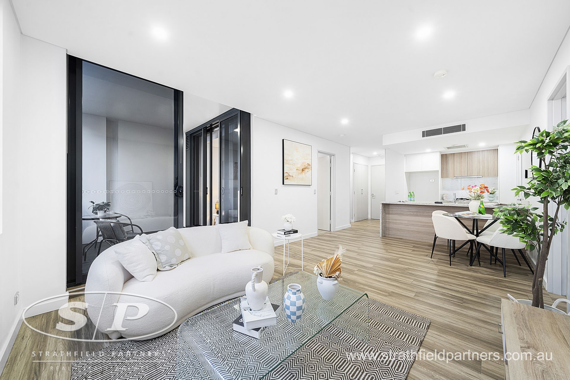 253/1-3 William Street, Lewisham, Lewisham - Thumbnail 2
