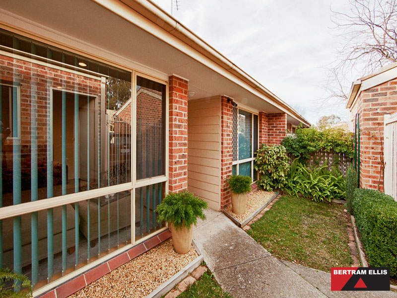 10/8 Glenmaggie Street, Duffy - Thumbnail 2
