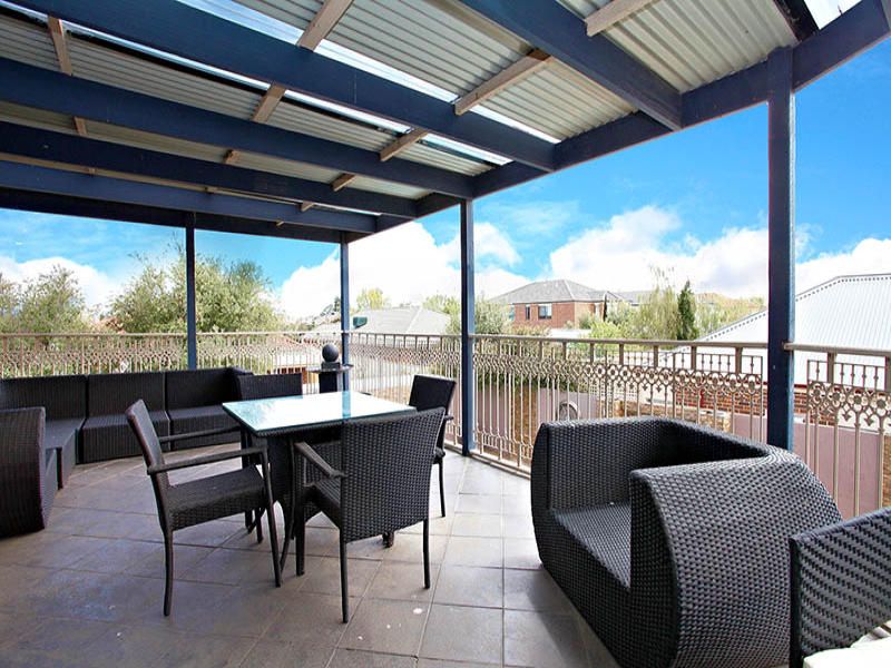 16 Windsor Gardens, Caroline Springs - Thumbnail 7