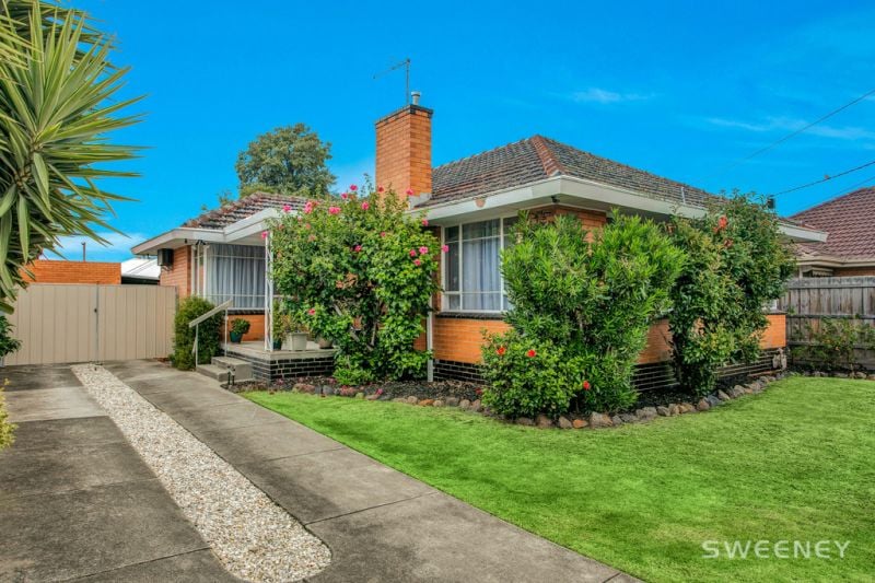 8 Scullin Street, Altona - Thumbnail 2