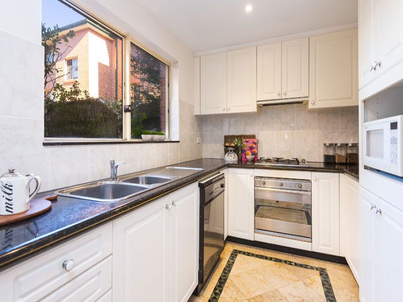 5/72 Grosvenor Street NEUTRAL BAY NSW, Bay - Thumbnail 4