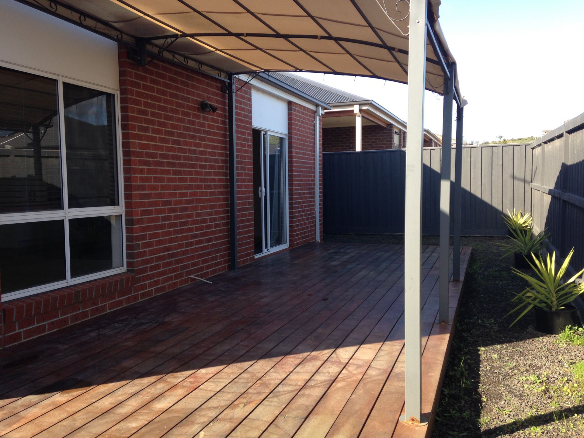Low Maintenance Pet Friendly Family Home!