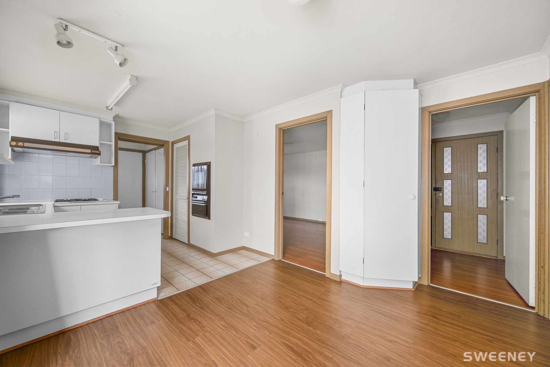 48 Roach Drive, Altona Meadows - Thumbnail 4
