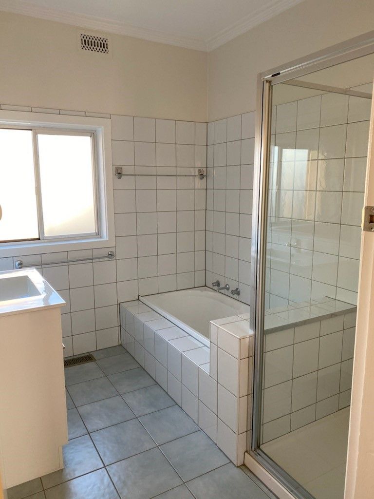 LOW MAINTENANCE 2 BEDROOM HOME!