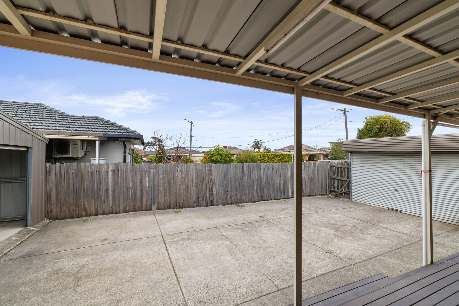 Comfortable Living with Ample Space