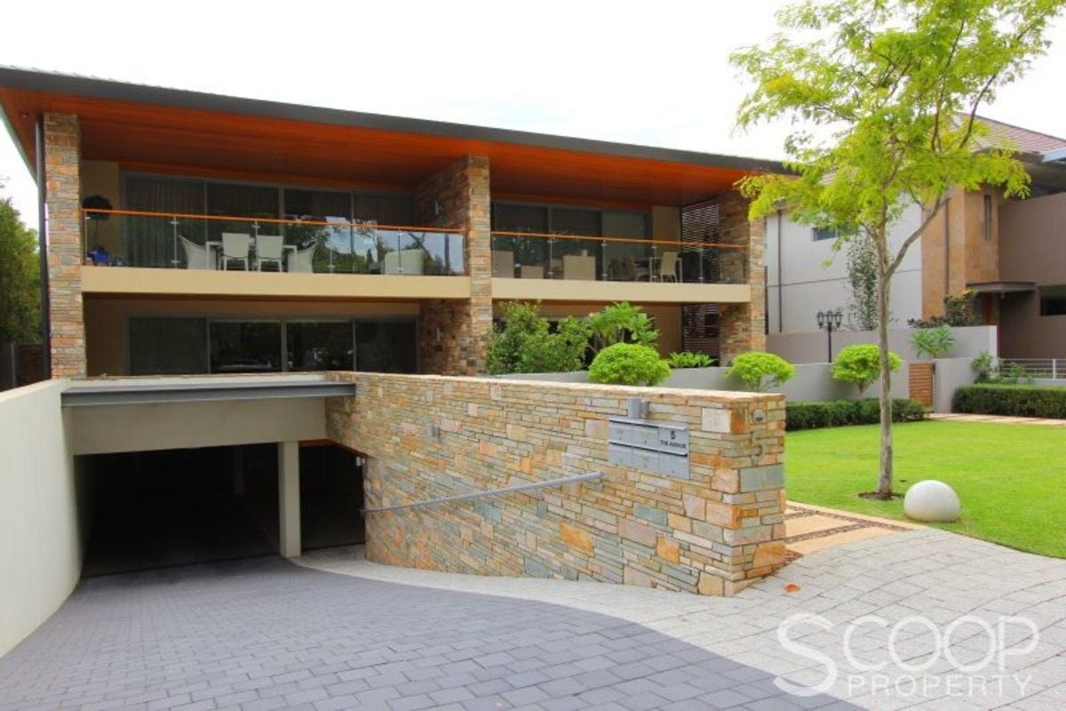 Real Estate For Sale 1/5 The Avenue Crawley , WA