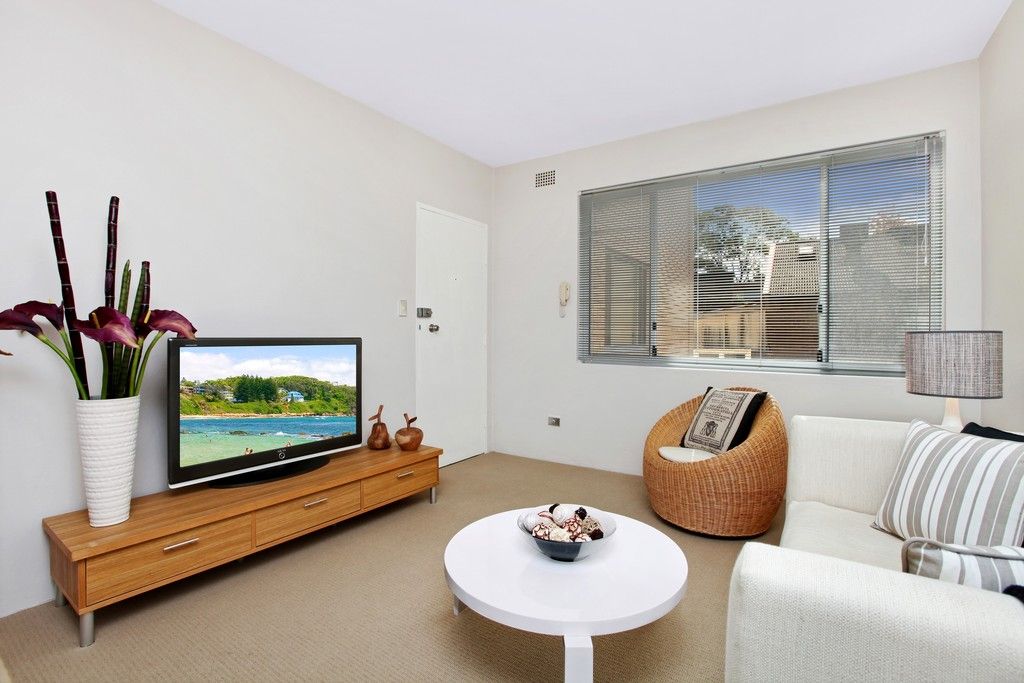 Light & Bright Apartment