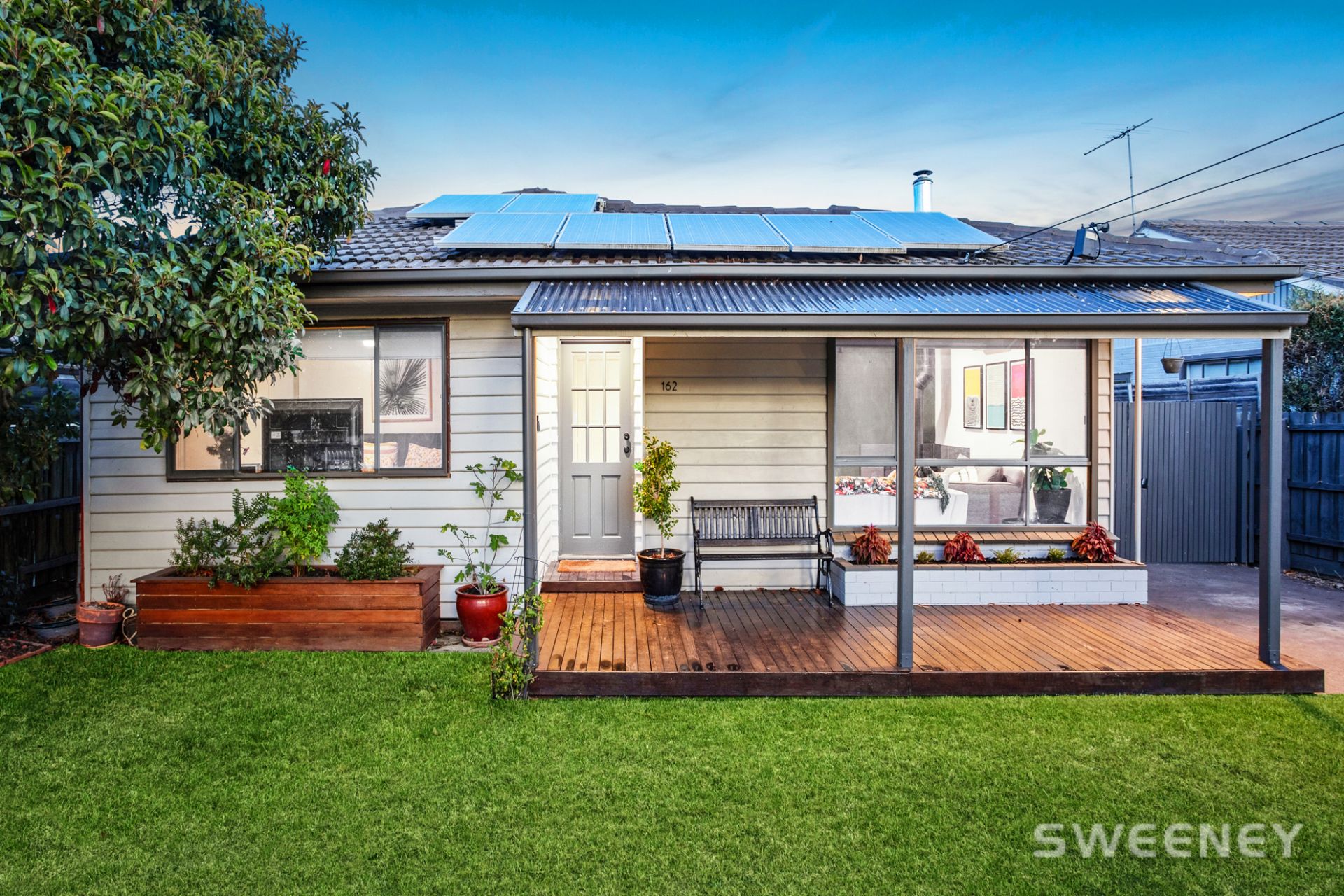 162 Grieve Parade, Altona - Thumbnail 2