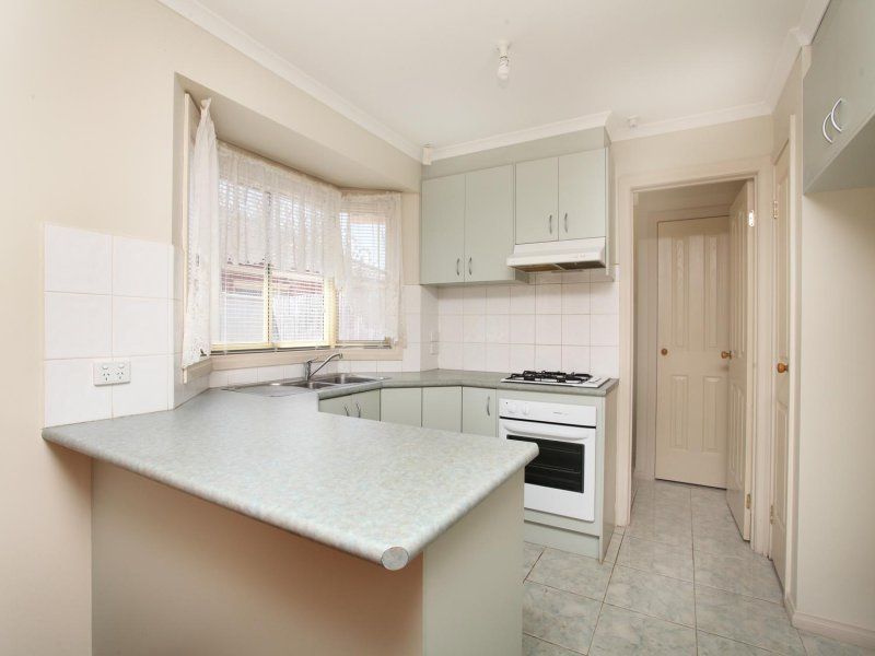 50 Wyperfeld Circuit, Caroline Springs - Thumbnail 3