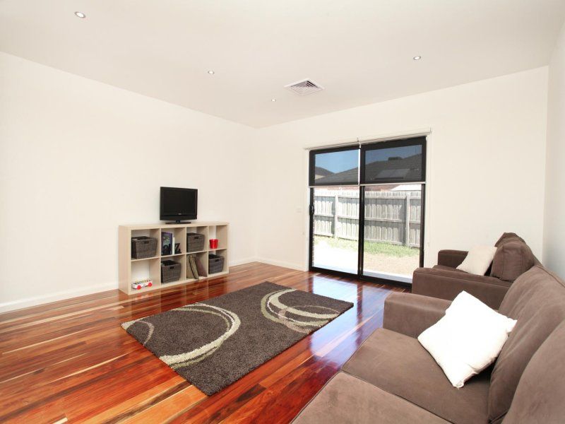 17 Dorcas Lane, Taylors Hill - Thumbnail 4