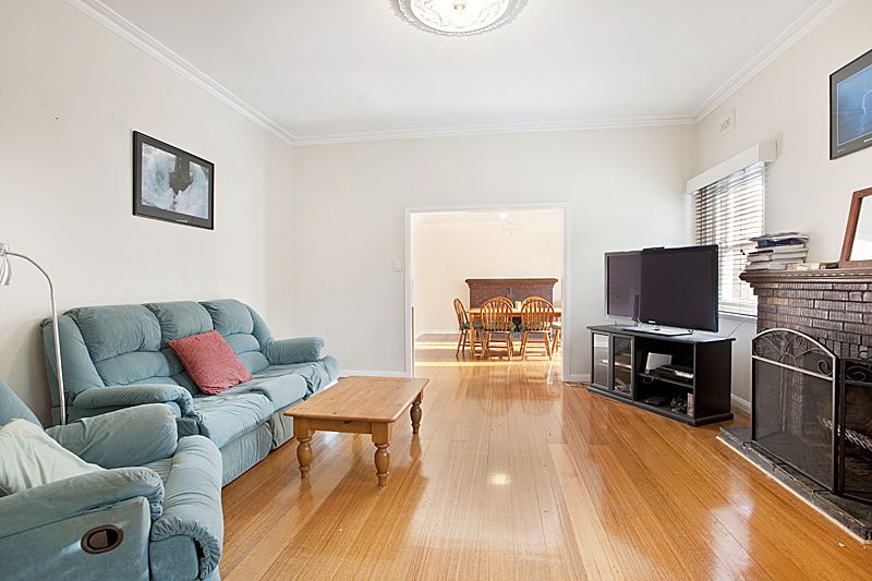 2/173 Riversdale Road, Hawthorn - Thumbnail 2