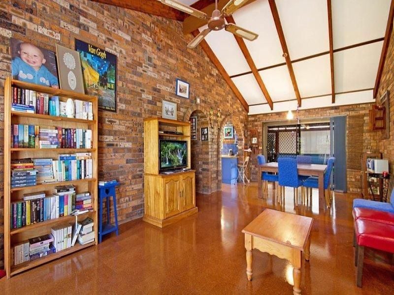 1/15 Poinciana Avenue CABARITA BEACH NSW, Cabarita Beach - Thumbnail 2