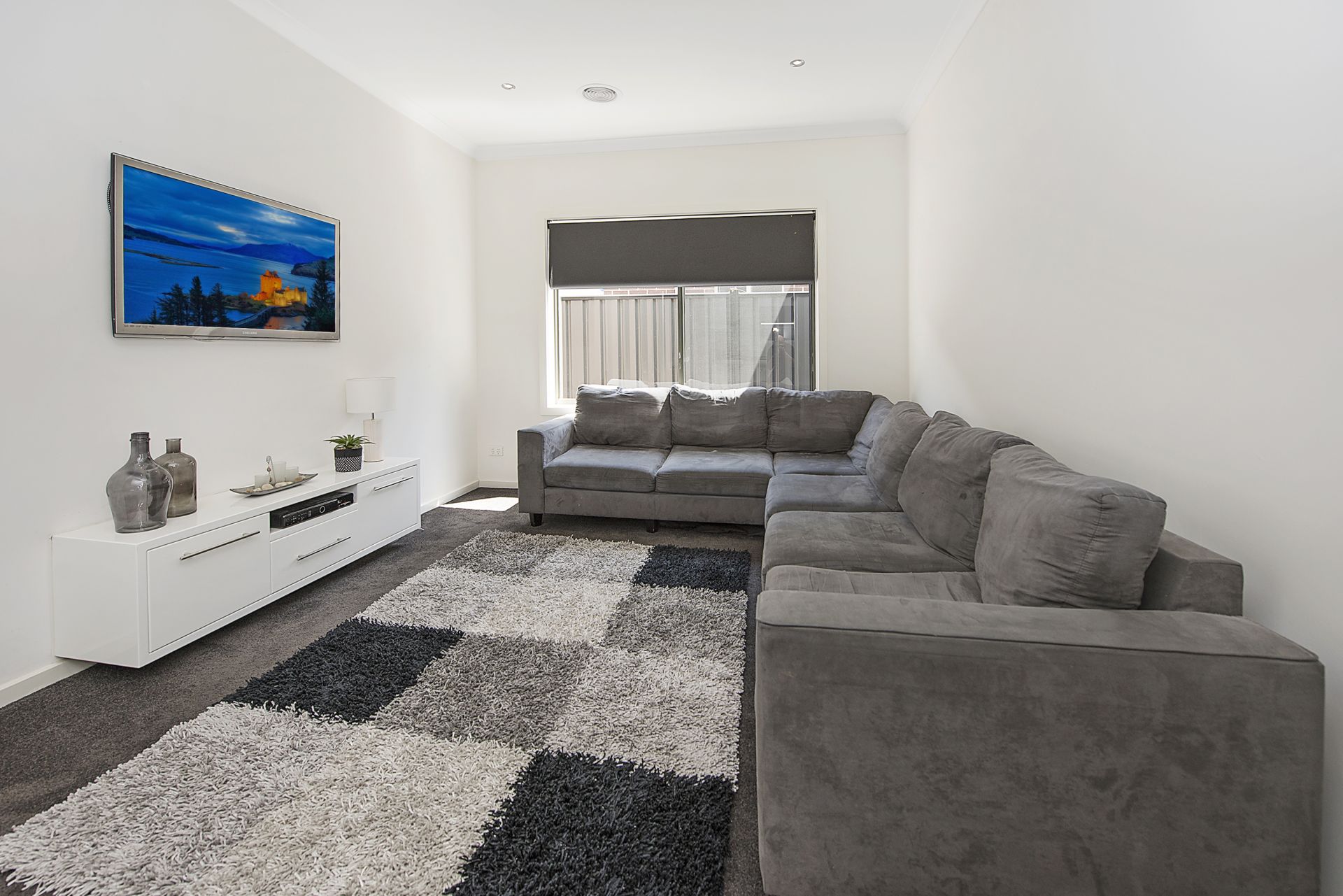 19 Donnelly Circuit South Morang, South Morang - Thumbnail 4