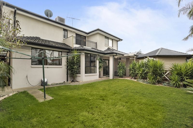 9 Benaroon Drive, Lalor