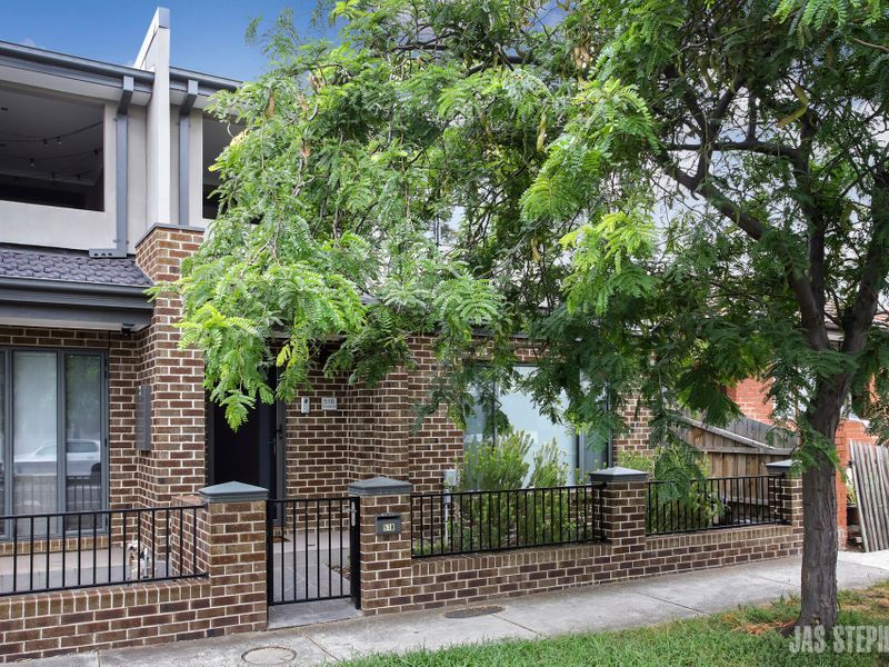 51B Charles Street SEDDON VIC, Seddon - Thumbnail 2