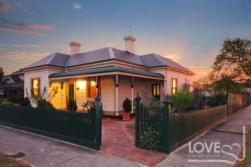 25 Clifton Grove, Preston
