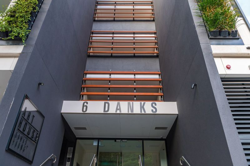 10/6 Danks Street, Waterloo, Waterloo - Thumbnail 2