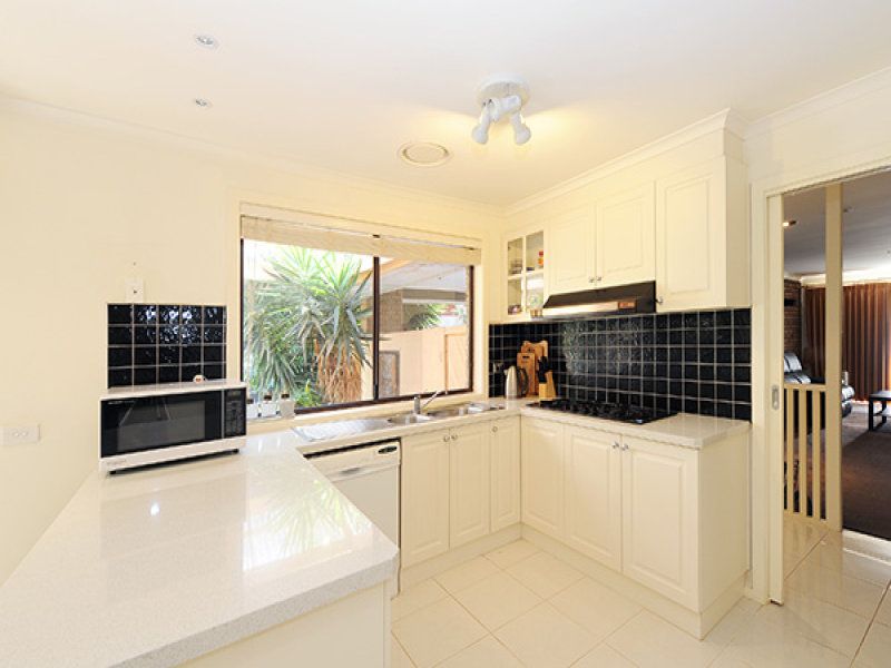 8 Kamona Court, Altona Meadows - Thumbnail 4