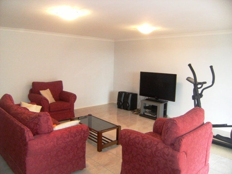 41 Pro Hart Way, Caroline Springs - Thumbnail 5