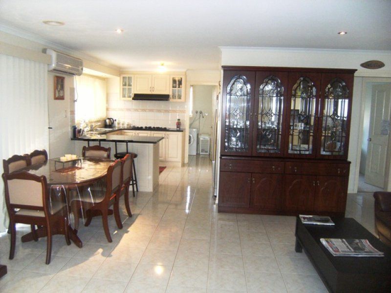 32 Billungah Place, Burnside - Thumbnail 4