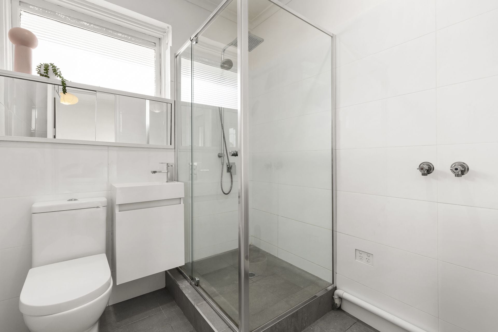 Super Convenient Modern Living