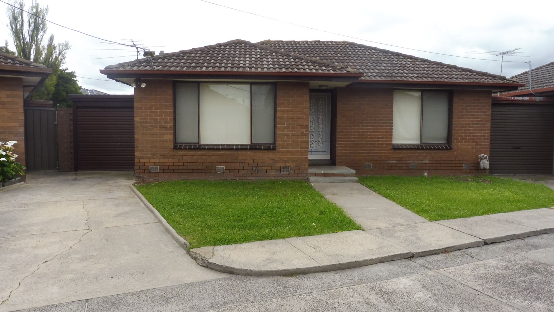 NEAT, TIDY AND FULLY RENOVATED.